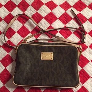 Michael Kors crossover bag